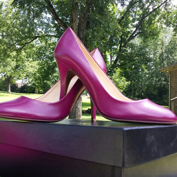 Jcrew Mona Pumps - NIB- color-Red Current - Picture 3 of 3