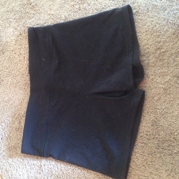 Super cute tight black shorts