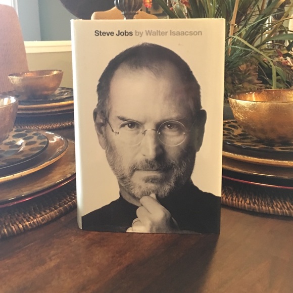 New hard cover Steve Jobs by Walter Isaacson book