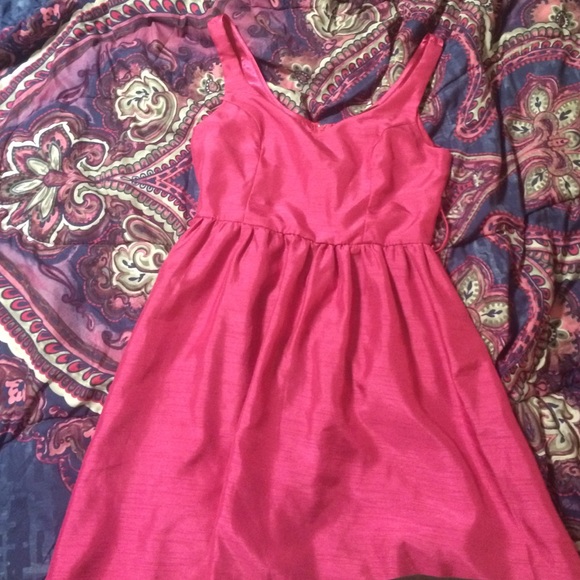 Karlie dress - Picture 1 of 3