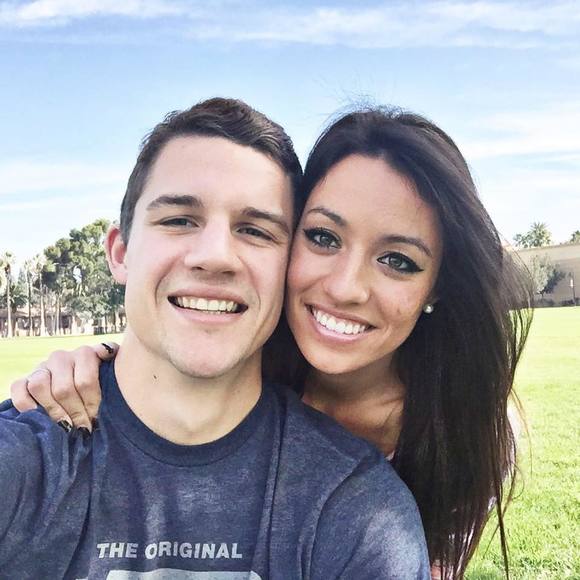 Meet your Posher, Melissa - Picture 1 of 1