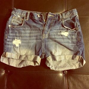 Mossimo boyfriend midi jean shorts
