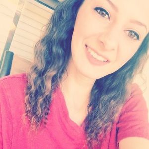 Meet your Posher, Hailey