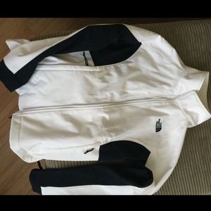 Women's Medium North Face shell jacket