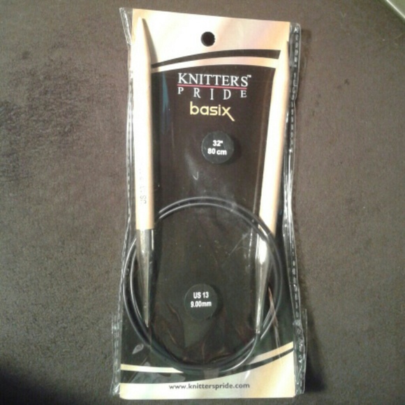 NEW,Never Opened, Fixed Circular Needles 32"