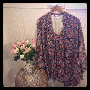 Stunning flowy Nordstrom top