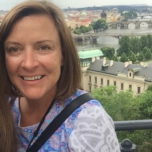 Meet your Posher, Megan