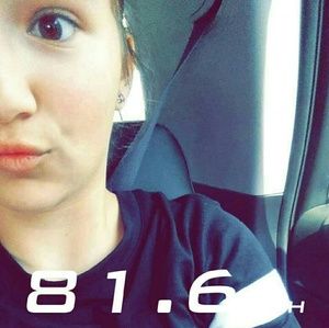 Meet your Posher, Annie