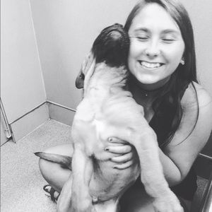 Meet your Posher, Crystal