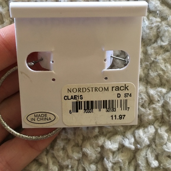 earrings - Picture 2 of 2