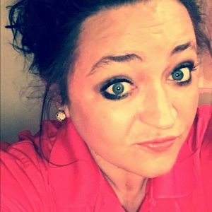 Meet your Posher, Michele