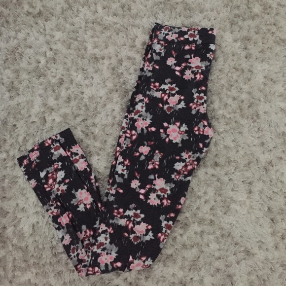 Invite only leggings