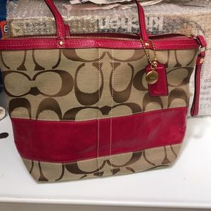 Coach Signature C purse