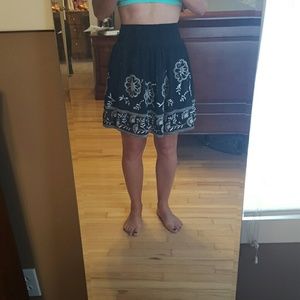Sz XXS White House Black Market Skirt