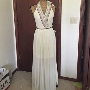 White maxi dress