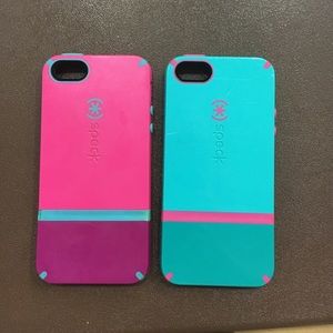2 IPhone 5/5s speck cases
