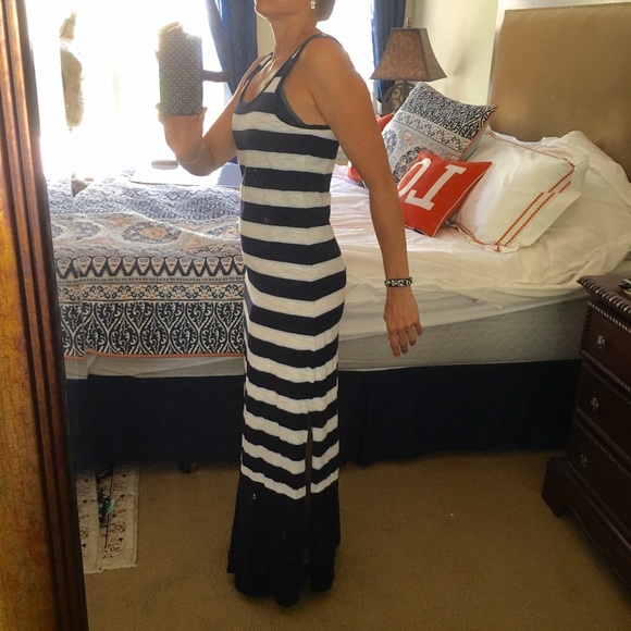 Get Your Summer Maxi On! GAP Summer Maxi Dress - Picture 1 of 4