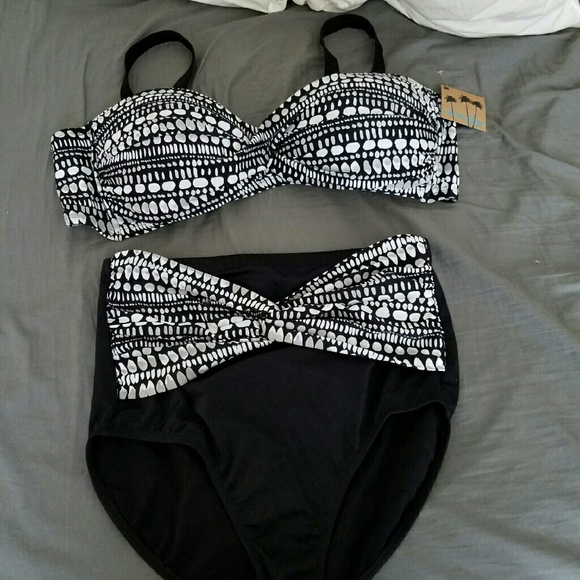 High-waisted  bikini