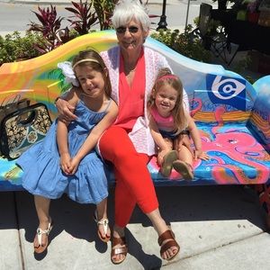 Meet your Posher, Helen