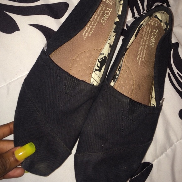 Black Toms