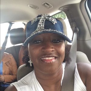 Meet your Posher, Vickie