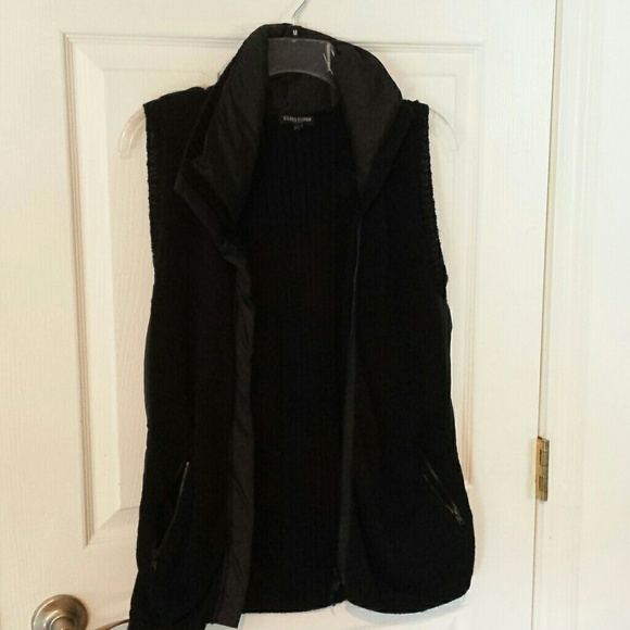 Sweater vest