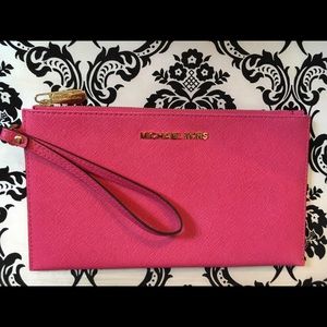 Michael Kors Wristlet