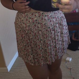 FLORAL SKIRT/SKORT