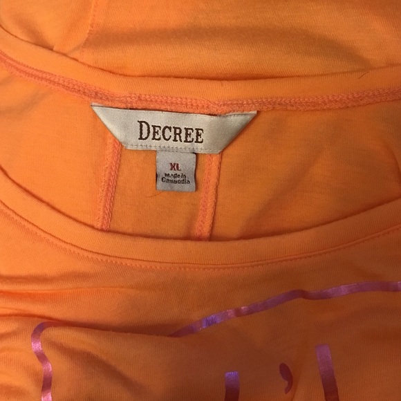 Decree Top - Picture 3 of 3