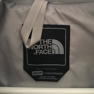 North Face Vest XS but fits bigger like small