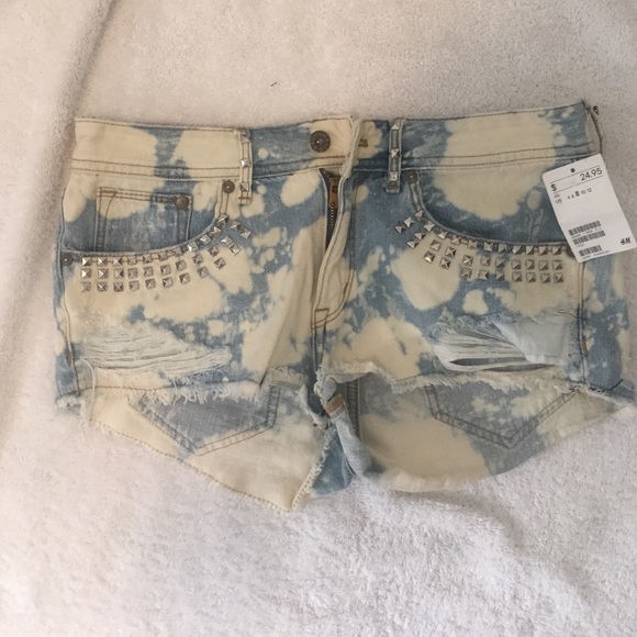 Bleached shorts