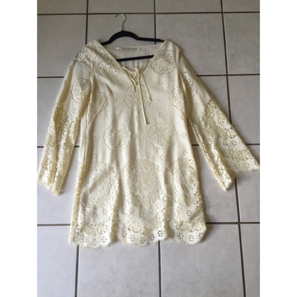 CYNTHIA VINCENT BELL SLEEVE DRESS