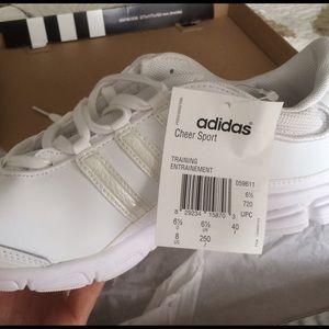 Adidas cheer/dance sport shoe size 8
