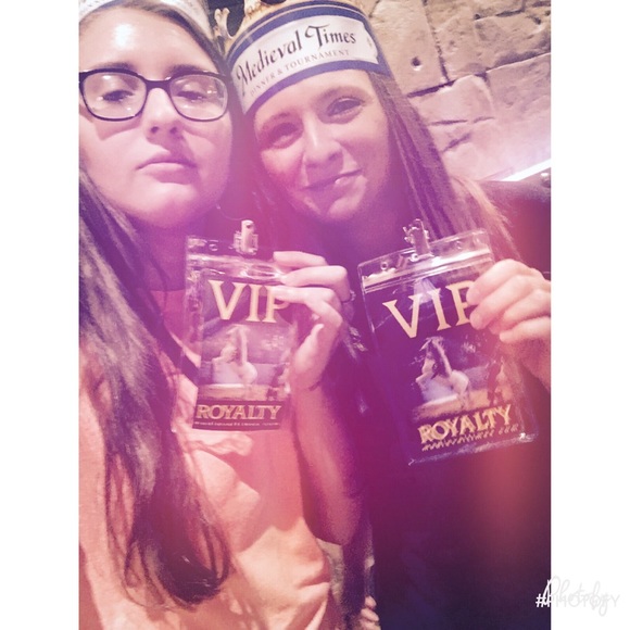 Meet your Posher, Leylah - Picture 1 of 1