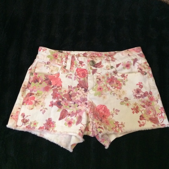 Only worn once, cleaning out my closet!