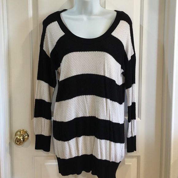 Forever 21 Sweaters - Slouchy Black and White Striped Sweater