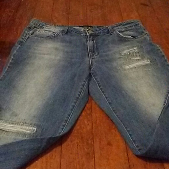 Jeans - Picture 1 of 4