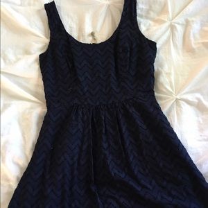 Vineyard Vines Navy Blue women's size 4 dress