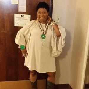 Meet your Posher, Nanci