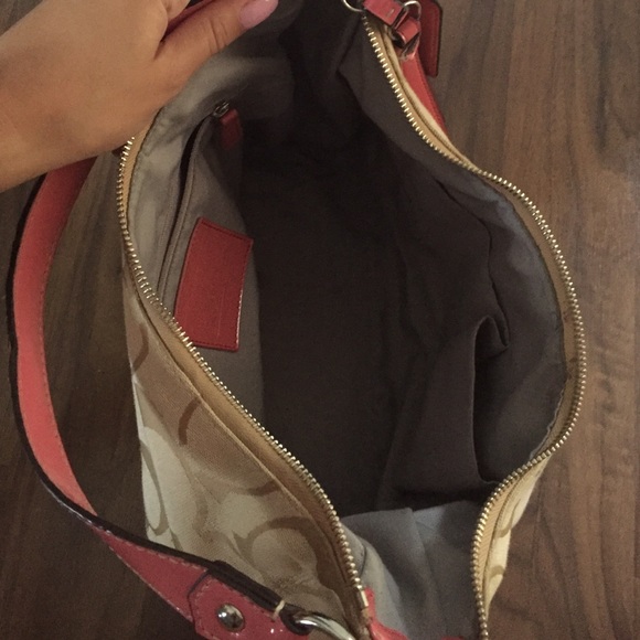 Coach Bag - Picture 3 of 4