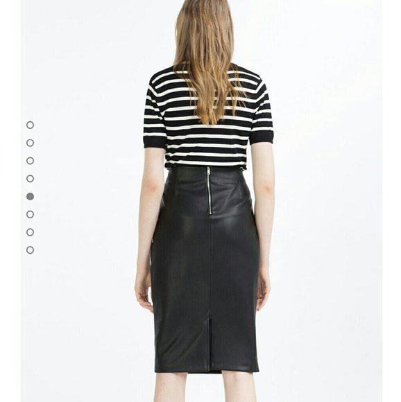 ❌SOLD❌ZARA Leather Pencil Skirt - Picture 3 of 4