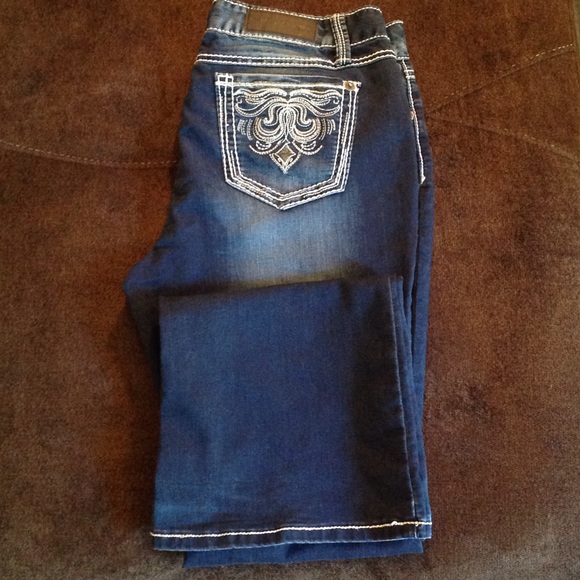 Twentyone black by Rue21 blue jeans