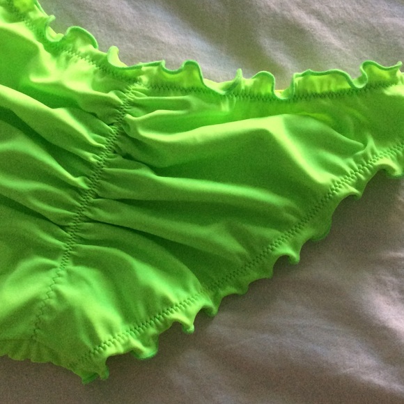 VS Swim bottoms - Picture 2 of 3