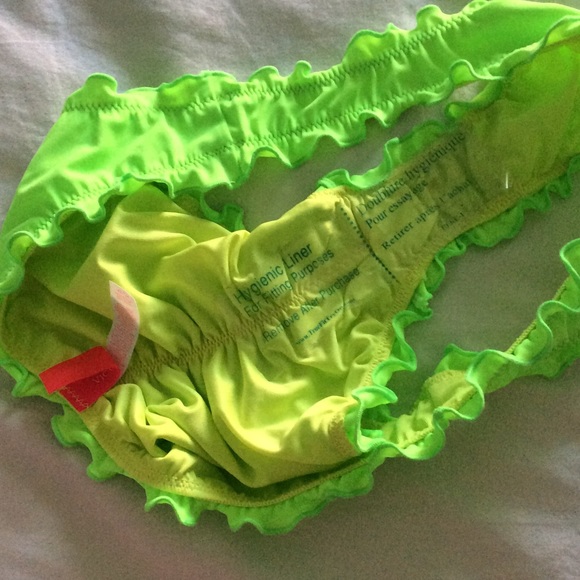 VS Swim bottoms - Picture 3 of 3