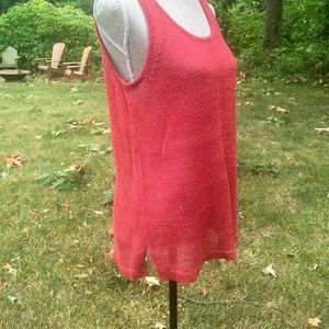 Knit linen tank in gorgeous red.