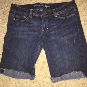 American Eagle Bermuda Shorts