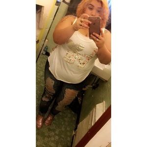 Meet your Posher, Desiree