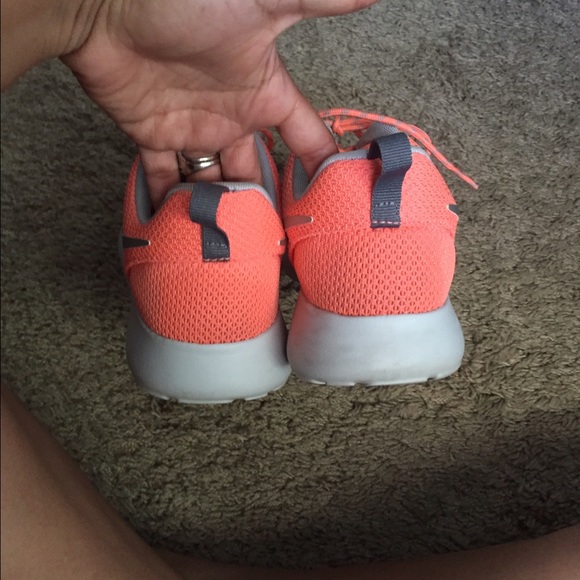 Nike roshes - Picture 3 of 4