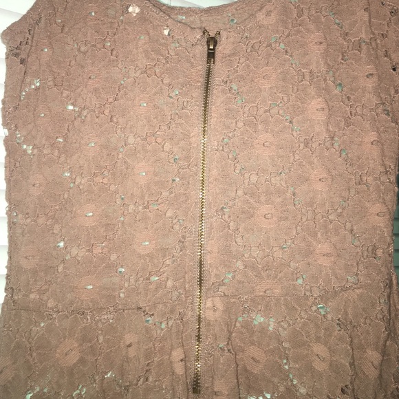 Top - Picture 3 of 3