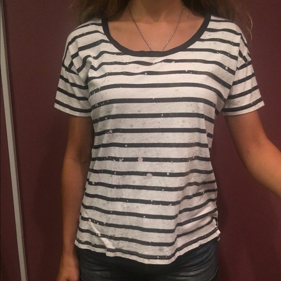 American Eagle T-shirt - Picture 2 of 2